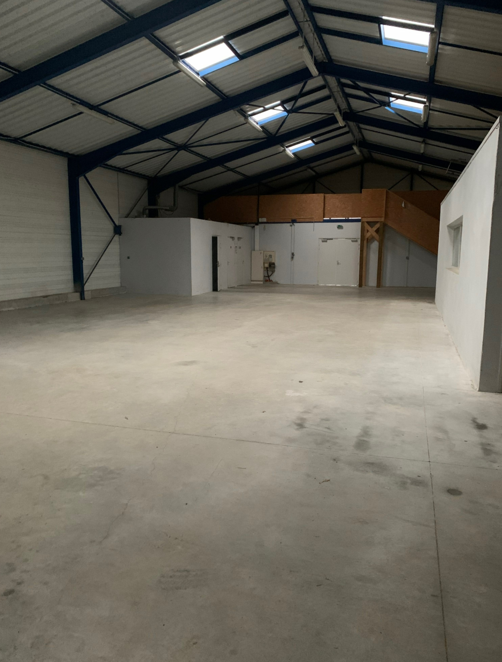 Image_, Locaux d'activités, Guipavas, ref :